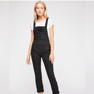 Free People Y2K Black Women's Washed Denim Overalls Stretched Bib Jumpsuit 24